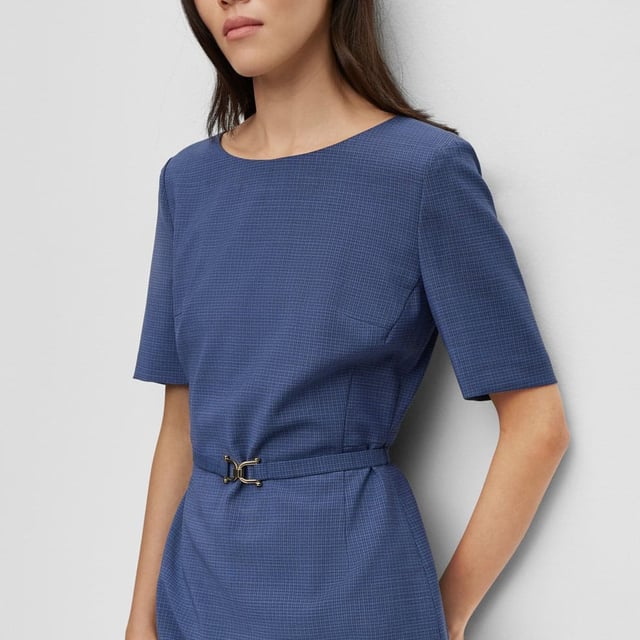 Women's Boss Daleah Dress. Main material: 100% Wool.- Lining: 54% Viscose, 43% Polyamide, 3% Elastane.- Dry clean. Ref: 50497369963.