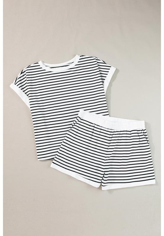 Our styles are designed with a trendy fitted look in mind following an international size standard. For the best fit we suggest choosing one size up from your usual. Be sure to check our sizing chart to find your perfect match!
  Striped tee and shorts set for a casual and fashionable look
  Relaxed fit and knit texture for comfort and versatility
  Classic black and white stripes for a timeless style
  Ideal for lounging exercise beach outings and more
  High elasticity for a comfortable fit
Material: 50% Cotton 47% Polyester 3% Elastane