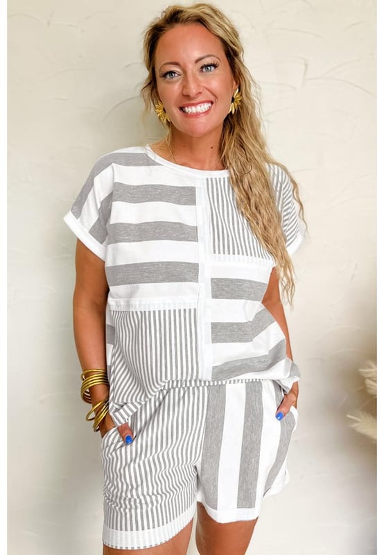 Our styles are designed with a trendy fitted look in mind following an international size standard. For the best fit we suggest choosing one size up from your usual. Be sure to check our sizing chart to find your perfect match!
  Two
  piece set featuring a top and shorts
  Mixed striped prints for a dynamic look
  Short sleeves for a relaxed fit
  Side pockets on the shorts for added convenience
Material: 95% Cotton 5% Elastane