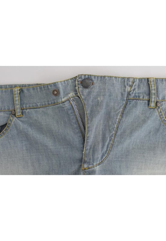 Ermanno Scervino Beachwear Denim Shorts
  Brand new with tags
  100% Authentic
  Material: 100% Cotton
  Color: Blue
  Model: Denim
  Button and zip closure in the front
  Logo details