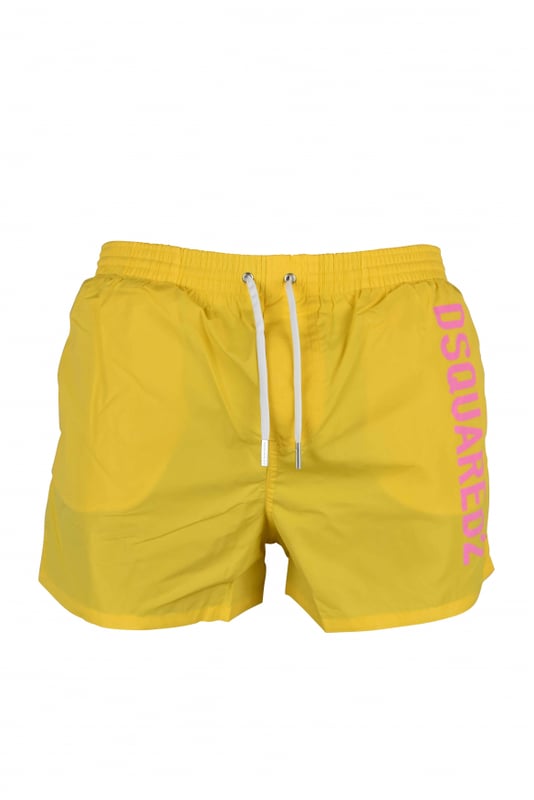 Shorts de baño amarillos en nylon Dsquared2.Logotipo impreso en el lado rosa.Bolsillos con aberturas laterales.Cintura elástica con cordón interior.Cordón de ajuste blanco.Forro de malla.Composición: 92% poliamida - 8% elastán.Made in Italy.
