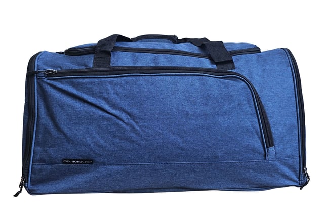 Extra Large Duffel Weekend Holdall Carry-On Cabin Bag Gym Sports Travel Bag


Large Holdall Duffle Bag Weekend Bag Carry On Cabin Bag Gym Sports Bags


This travel holdall is the ideal solution for navigating flight restrictions. Crafted from durable 600D polyester with ample space for your belongings, this bag is designed to withstand the rigors of holiday travel.



CONQUER AIRPORT BAG RESTRICTIONS - Thoughtfully designed to meet the requirements of most major airlines, ensuring hassle-free travel.



ADJUSTABLE REMOVABLE STRAP - Perfect for carrying heavier loads or for hands-free convenience. The top flap dual zipper offers quick and easy access. The strap adjusts from 57 to 94cm.



2 EXTERIOR POCKETS - Conveniently store essential items like passports, wallets, phones, or cash in these easily accessible pockets.



LIGHTWEIGHT AND DURABLE - Made from 600D polyester, this bag is both lightweight and tough, providing added security for your belongings.



PERFECT SPORTS/GYM BAG - Versatile enough for travel and also ideal as a gym or sports bag. With its sturdy construction, spacious interior, and extra pockets, this bag is ready for any adventure.




DIMENSIONS Extra Large: Height: 37.5 cm | Width: 60 cm | Depth: 30 cm | Capacity 61 Litres