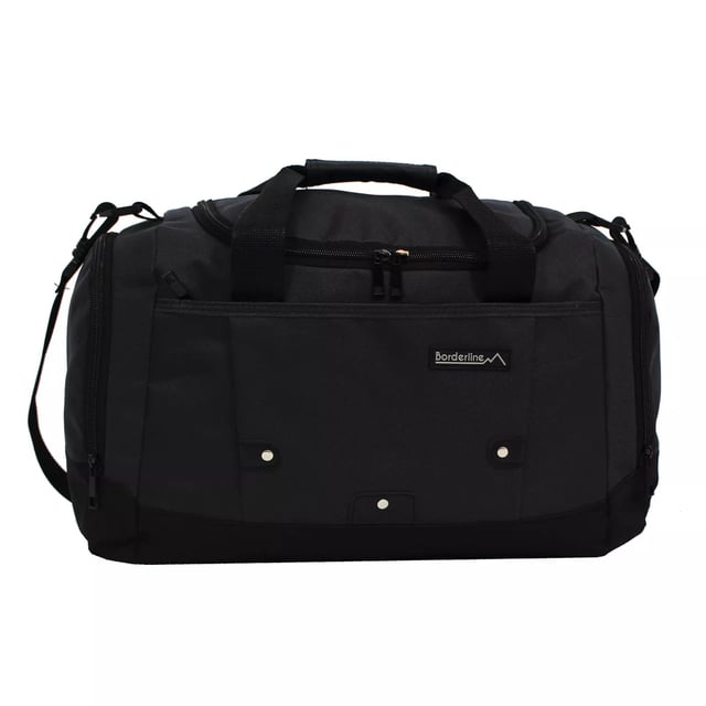 Bolsa de viaje extragrande tipo duffel para fin de semana, para llevar en el gimnasio o para deportes. Bolsa de viaje extra grande tipo duffel para fin de semana, bolsa de mano para cabina, bolsa de viaje para deportes y gimnasio Bolsa de viaje grande tipo duffel, bolsa de fin de semana, bolsa de mano para cabina, bolsas de deporte y gimnasio Esta bolsa de viaje es la solución ideal para sortear las restricciones de vuelo. Fabricada con poliéster 600D duradero y con amplio espacio para tus pertenencias, esta bolsa está diseñada para soportar los rigores de los viajes de vacaciones. CONQUISTA LAS RESTRICCIONES DE EMBALAJE DEL AEROPUERTO: diseñada cuidadosamente para cumplir con los requisitos de la mayoría de las aerolíneas principales, lo que garantiza un viaje sin complicaciones. CORREA AJUSTABLE Y DESMONTABLE: perfecta para transportar cargas más pesadas o para la comodidad de tener las manos libres. La cremallera doble de la solapa superior ofrece un acceso rápido y sencillo. La correa se ajusta de 57 a 94 cm. 2 BOLSILLOS EXTERIORES: guarda cómodamente artículos esenciales como pasaportes, carteras, teléfonos o dinero en efectivo en estos bolsillos de fácil acceso. LIGERA Y DURADERA: hecha de poliéster 600D, esta bolsa es ligera y resistente, lo que proporciona mayor seguridad a tus pertenencias. BOLSA DE DEPORTE/GIMNASIO PERFECTA: Versátil para viajar, ideal también como bolsa de gimnasio o deportiva. Con su robusta construcción, amplio interior y bolsillos adicionales, esta bolsa está lista para cualquier aventura. DIMENSIONES Extra Grande: Alto: 35 cm | Ancho: 62 cm | Fondo: 30 cm | Peso: 0,8 kg