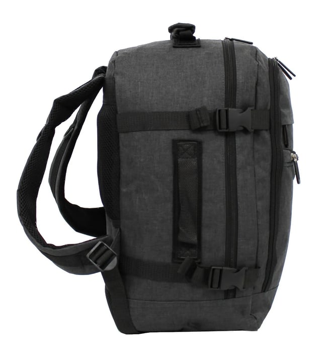 Mochila de cabina de 40 x 20 x 25 cm para Easy Jet y Ryanair. Mochila Mochila 40x20x25 cm Bolsa de viaje debajo del asiento para Easy Jet, Ryanair · CUMPLE CON RYANAIR Y LISTO PARA CABINA: Diseñado para adaptarse a los requisitos de equipaje de mano gratuito de Ryanair, lo que le permite evitar cargos adicionales. También está aprobado para su uso en cabina en otras aerolíneas importantes, incluidas British Airways, Emirates, Lufthansa, Virgin Atlantic, KLM y más. · APROBADO PARA LA MAYORÍA DE LAS PRINCIPALES AEROLÍNEAS: Compatible con las pautas de equipaje de mano para las principales aerolíneas como Ryanair, British Airways, EasyJet y otras, esta bolsa le ayuda a ahorrar dinero y reduce el estrés del viaje para una experiencia más fluida en el aeropuerto. · CALIDAD Y DURABILIDAD SUPERIORES: Fabricado con materiales de primera calidad, este bolso está diseñado para ser duradero, ofreciendo resistencia y confiabilidad de larga duración, lo que lo hace perfecto para viajes, uso en el gimnasio o actividades diarias. OPCIONES DE ALMACENAMIENTO VERSÁTILES: Con un espacioso compartimento principal, un bolsillo doble frontal y cinco bolsillos más pequeños, este bolso ofrece amplio espacio para guardar objetos esenciales como el teléfono, la cartera, las gafas y los libros, manteniéndolos organizados y fácilmente accesibles. DISEÑO CÓMODO Y FUNCIONAL: Diseñado con correas de hombro acolchadas y un práctico asa superior, este bolso garantiza comodidad sin sacrificar la funcionalidad, lo que lo convierte en el compañero ideal para cualquier viaje. ESPECIFICACIONES: Dimensiones: 40 x 25 x 20 cm | Peso: 480 g | Capacidad: 20 L