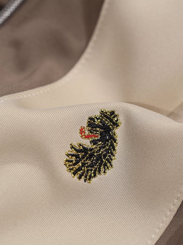 When it comes to sportswear staples, LUKE have you covered with this zip through sweat. Crafted from a stretchy tricot, it is detailed with a funnel neck and soft rib trims throughout. It features a cut and sew contrast vertical panel and is complete with the brands iconic lion head embroidery on the left chest.