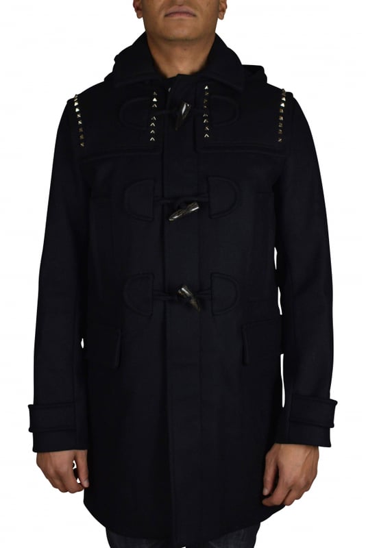Zwart jack Valentino Garavani.Iconische studs op de schouders.4 zakken aan de voorkant.Knoopsluiting aan de voorkant.Gevoerde binnenkant.100% wol.Gemaakt in Italië.