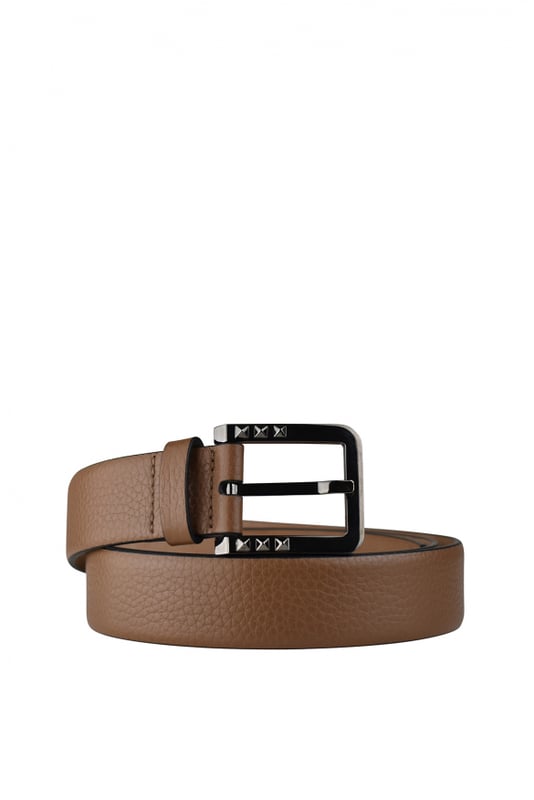 Cinturón Valentino Garavani en piel marrón.Hebilla de metal con tachuelas distintivas.Ancho 3 cm.Made in Italy.