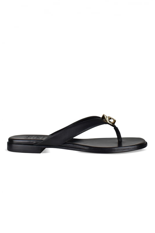 Sandalias Givenchy de piel negra.Detalle metálico dorado en la tira.Tira en la lengüeta.Made in Italy.