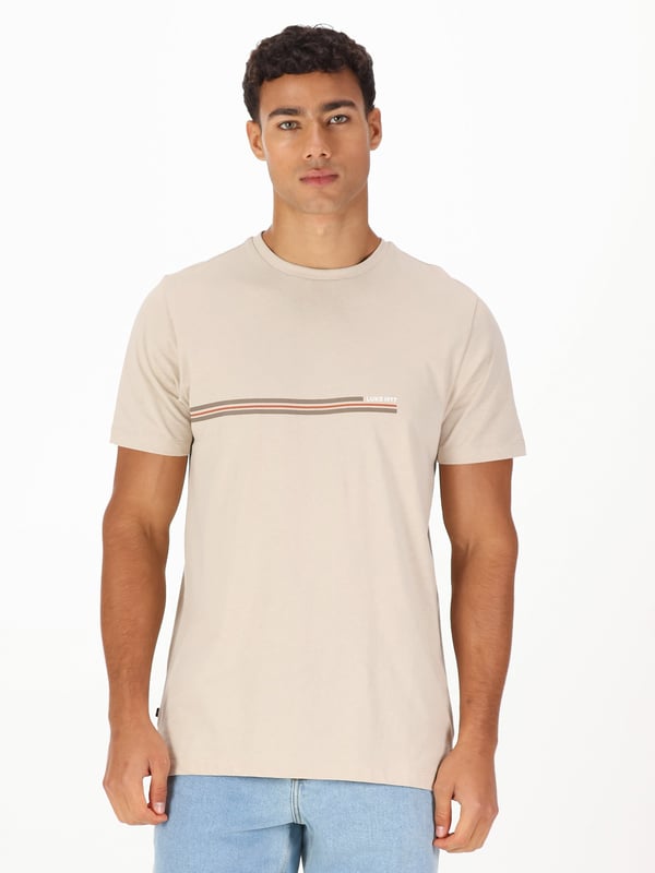 Comfortable, cool and classic, this crew neck tee from LUKE is cut from pure cotton jersey and features a LUKE EST. 1977 chest print. It is detailed with a soft rib neck for all day comfort.