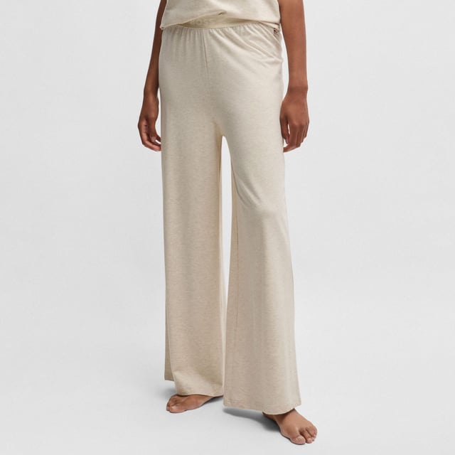 Womens BOSS Bea Stretch-modal Pyjama Bottoms with branded waistbandSuper-soft pyjama bottoms by BOSS. Featuring branding on the high-shine waistband  this straight-leg pair is crafted in breathable stretch jersey.  This product is made with cellulose fibres  derived from natural raw wood material and sourced from responsibly managed forests.86% Modal 14% Elastane.  Machine washableRef: 50525712-119
