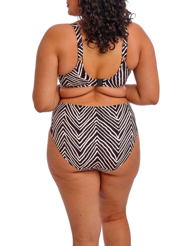 Elomi Fiji Falls Plunge Bikini Top. Underwired non padded swimwear top with adjustable straps, powernet back lining for extra support, made with Lycra Xtra Life and fully lined. This product is recommended as hand wash only.