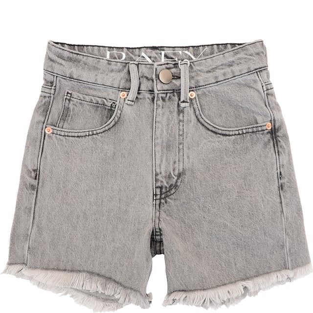 87% organic cotton, 13% recycled cotton. Raey's blue denim shorts are structured with a mid-rise waist and raw-edged relaxed legs, made from a blend of organic and recycled cotton. Raey fuses sharp silhouettes with luxury fabrics to create clean, minimal and effortless pieces for contemporary women as featured in Marie Claire, Elle and Stella.