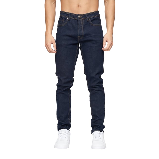 98% bomull, 2% elastan. Tyg: Twill. Utförande: Slät. Fickor: 2 sidofickor, 2 bakfickor, 1 myntficka. Fästning: Knapp, blixtlås. Passform: Smal. Märkesknappar.