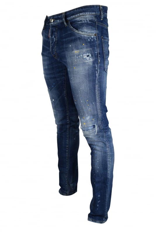 Cool Guy Dsquared2 vaqueros de algodón elástico azul con efecto lavado.Efecto rasgado.Parche rojo con el logotipo en la bragueta delantera.Efecto de salpicadura de pintura amarilla, azul y blanca.Etiqueta de plástico transparente, logotipo y escritura  Dean Caten  en el reverso.Tres bolsillos delanteros y dos traseros.Detalles de costura en amarillo.Cierre con botones.98% Algodón, 2% Elastano.Made in Italy.
