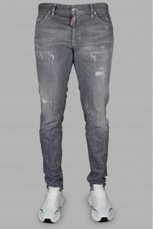 Dsquared2 Slim Jeans en gris claro.Efecto descolorido con rasgaduras.Cierre central con botón metálico.Parche con el logotipo  DSQ2  en el bolsillo trasero.Modelo de 5 bolsillos.98% algodón y 2% elastano.Made in Italy.