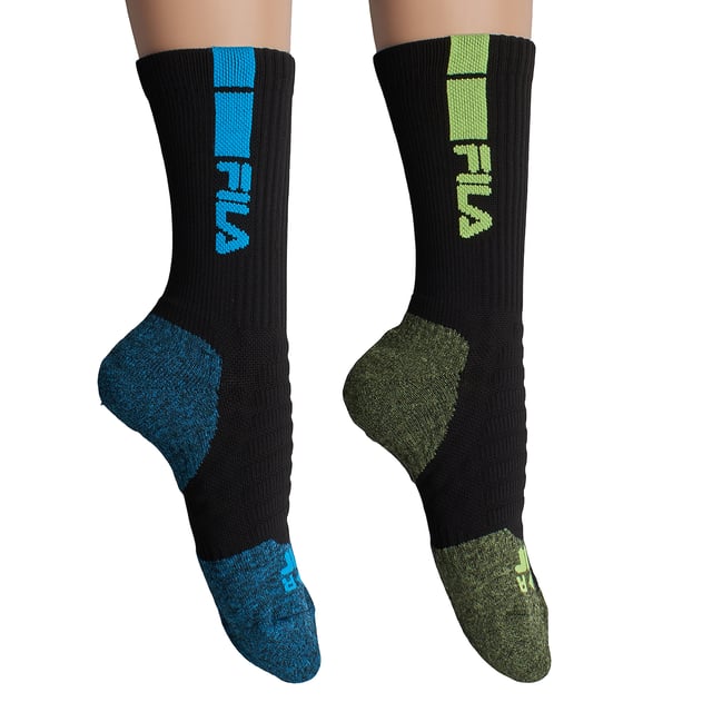 Calcetines Fila diseñados para acompañarte en cada entrenamiento o actividad diaria. Este pack de 2 pares combina diseño técnico, ajuste anatómico y materiales de alto rendimiento. Su estructura ergonómica con refuerzos estratégicos en talón, puntera y empeine mejora la sujeción del pie y reduce el desgaste por fricción.

Detalles:
- Pie anatómico reforzado.
- Ideal entrenamientos o running.
- Caña alta.
- Logo Fila bordado.
- Estructura izquierda y derecha para un mejor ajuste.
- Cuenta con soporte del arco.
- Pack de 2 pares.
- Variedad de colores.
- Fabricado en tejido con propiedades de secado rápido.
- Paneles reforzados alrededor de la puntera y el talón, los elementos más expuestos a la abrasión, aumentan la durabilidad de los calcetines y prolongan su vida útil.
- El acabado acanalado evita que los calcetines se resbalen.

Una opción ideal para quienes buscan calcetines de mujer resistentes, cómodos y con un look dinámico para el deporte o el uso diario.
 Composición: 97% Poliester, 3% Elastano
 Cuidados:
Lavar a máquina a un máximo de 30 °C.
No usar lejía ni blanqueadores.
No planchar.
No lavar en seco.
Secar al aire o en secadora a baja temperatura.