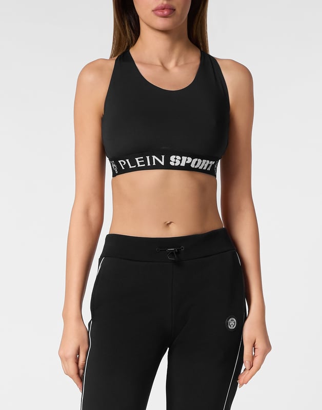 Bequemes und leichtes Oberteil, das Ihnen hilft, an Ihre Grenzen zu gehen.   Maximaler Komfort und schnell trocknendes Lycra®   Dreifach gekreuzte Riemen   Speziell für das Radfahren oder das Training im Fitnessstudio entwickelte Unterstützung   Der mit einem Logo versehene untere Saum sorgt für Halt und Festigkeit