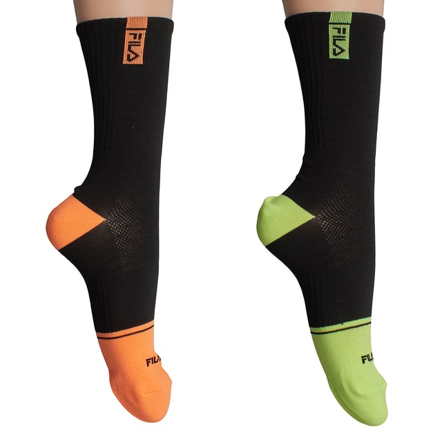 Diseñados para ofrecer el máximo rendimiento en la bicicleta, estos calcetines Fila de caña alta unisex combinan soporte, transpirabilidad y un estilo deportivo. Ideales para ciclismo en carretera, mountain biking o entrenamiento en interiores, se adaptan perfectamente a tu pie para apoyarte en cada pedalada.

Detalles:
- Modelo largo diseñado para ciclismo.
- Estructura para pie izquierdo y derecho.
- Pierna elástica para una mayor compresión.
- Fabricados con material ligero con propiedades de secado rápido.
- Paquete de 2 pares.
- Logo de Fila bordado.
- Paneles reforzados alrededor del dedo del pie y el talón.
- Tela elástica y ligera.

Un paquete funcional y versátil de calcetines para ciclistas que buscan comodidad, rendimiento y estilo en cada paseo. Apto tanto para hombres como para mujeres gracias a su diseño unisex y ajuste técnico. 
Composición: 98% Poliéster, 2% Elastano 
Cuidado:
Lavar a máquina a un máximo de 30°C. 
No usar blanqueador ni blanqueadores. 
No planchar. 
No limpiar en seco. 
Secar al aire o en secadora a baja temperatura.