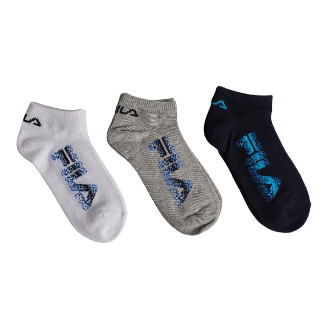 Este pack de calcetines invisibles Fila es perfecto para los más pequeños que buscan comodidad sin sacrificar estilo. Diseñados para permanecer ocultos dentro de los zapatos, ofrecen una sensación ligera y una excelente transpirabilidad para el uso diario.

Detalles:
- Pack de 3 pares de calcetines invisibles unisex para niños y niñas.
- Diseño bajo que se mantiene oculto en la mayoría de los zapatos deportivos y casuales.
- Tejido de algodón suave, ligero y transpirable.
- Logo de Fila en colores brillantes.
- Ajuste elástico que se adapta al pie sin resbalar.
- Costuras suaves que previenen roces o incomodidad.

Este pack de calcetines invisibles Fila para niños y niñas es la combinación ideal de funcionalidad, comodidad y estilo. Diseñados para permanecer ocultos dentro de los zapatos, estos calcetines invisibles ofrecen un aspecto limpio y discreto, perfecto para cualquier look escolar, deportivo o casual.
Composición: 68% algodón, 31% poliéster, 1% elastano.
Cuidado:
Lavado a máquina a un máximo de 30°C.
No usar lejía ni blanqueadores.
No planchar.
No limpiar en seco.
Secar al aire o en secadora a baja temperatura.