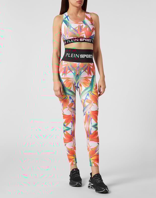 Comfortable and light-weight top designed to help you push your limits.   Maximum comfort and quick dry printed high-shine Lycra®   Triple criss-cross straps   Support especially designed for cycling and gym training   The bottom hem with jacquard woven Logo grants support and firmness