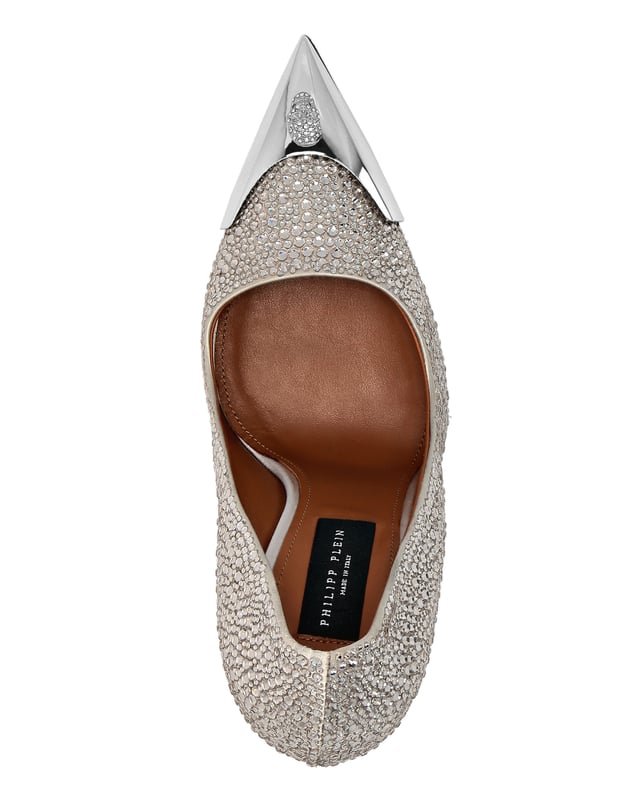 Embellished  Show your grit and fashionable side with these satin pumps. Check out the details.   Bejewelled satin upper   Jewel Skull on toe cap   Genuine leather sole   Inner lining, leather footbed   12 cm lined heel