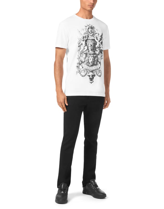 Billionaire adds a whiff of style to your leisure time. Like with this jersey T-shirt.   Cotton jersey   Rubberized pattern print on the front   Rib knit neckline   Two needle stitching