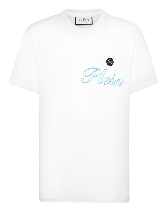 Verleihen Sie Ihren Outfits einen Hauch von Einzigartigkeit mit diesem exklusiven Baumwoll-T-Shirt. Schau dir die Details an.   Baumwolljersey   Aufgedrucktes Muster auf Vorder- und Rückseite   Logoaufnäher   Rippenstrick-Ausschnitt   Zwei-Nadel-Nähte