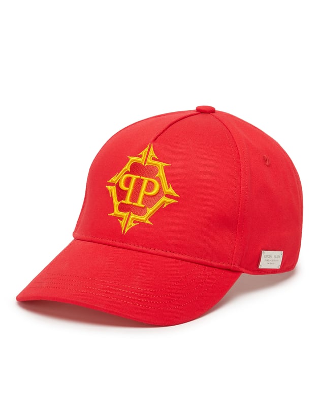 Cap Hexagon Frischen Sie Ihren Look mit der Baseballkappe mit dem ikonischen Symbol der Marke auf. Erfahren Sie mehr. Baumwollköper Gesticktes PP-Sechseck auf der Vorderseite Gestickter Schriftzug im Gothic-Stil auf der Schirmunterseite Regulierbarer Klettverschluss Innennähte mit Jacquard-Logo-Band abgedeckt