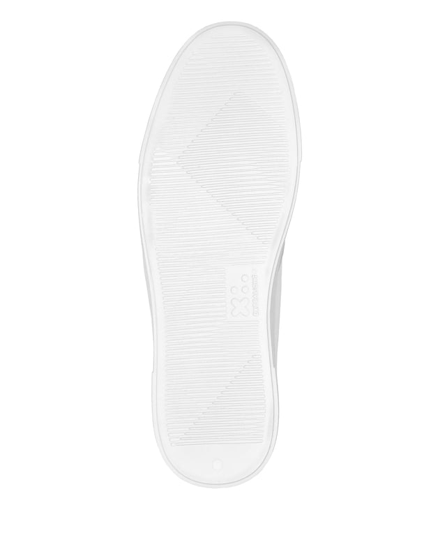 Elegante uniekheid voor uw vrije tijd met deze leren Hexagon lo-top sneakers. Bekijk de details. Nappa Suède details en studs applicatie Logoed suède kraag Lacing dat overeenkomt met de kraag Metalen PP Hexagon op de buitenste kwart Moulded loopzool Binnenvoering en uitneembare inlegzool