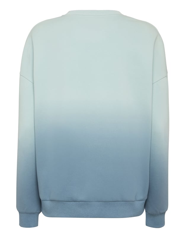 Esta sudadera oversize degrade fusiona la comodidad informal con un diseño elevado, ofreciendo una declaración de lujo sin esfuerzo para los días fuera de servicio. Su acabado degradado aporta un toque moderno a una silueta atemporal.    El efecto degradé añade profundidad y un toque contemporáneo.   Corte oversize para un look relajado y de tendencia   Tejido suave al tacto que garantiza una comodidad duradera   Los ribetes acanalados aportan estructura y detalles refinados   El sutil parche con el logotipo completa la pieza con la identidad de la firma