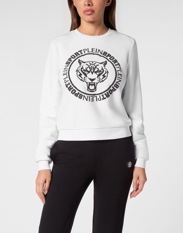 Train and chill out in full comfort with this Plein Sport sweatshirt.   Blend cotton fleece   The iconic Tiger is featured on the front   Crop fit   Rib knit hems