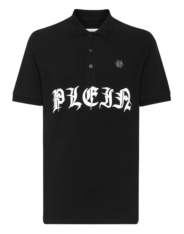 Een klassieke must-have: de katoenen piqué polo met korte mouwen.   Katoen piqué   The Brand print op de voorkant   PP Hexagon op een saffiaan lederen patch genaaid op de linkerborst   Knopen met logo   Chevron ribgebreide kraag en manchetten   Twee zijsplitten