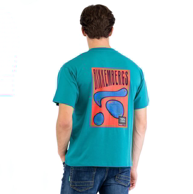 Entdecken Sie einen dynamischen und raffinierten Look mit den T-Shirts von BIKKEMBERGS: weich im Griff, mit vielseitigem Schnitt und unverwechselbarem Charakter.
