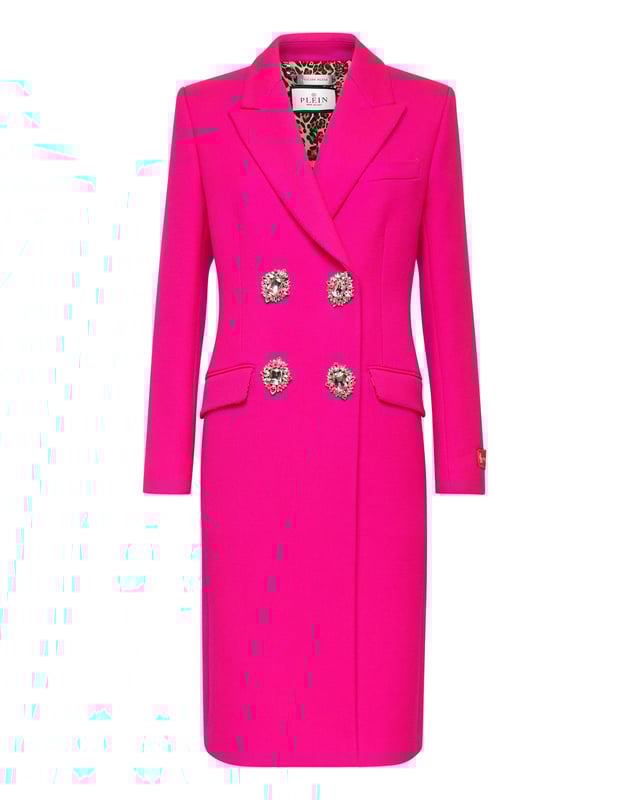 We've the designed the coat for you. Here’s the classic woven fabric overcoat in the style of Plein. See the details.   Wool fabric   Double breasted with mounted rhinestone brooches   Flap pockets   Dappled fabric lining   Figure fitting