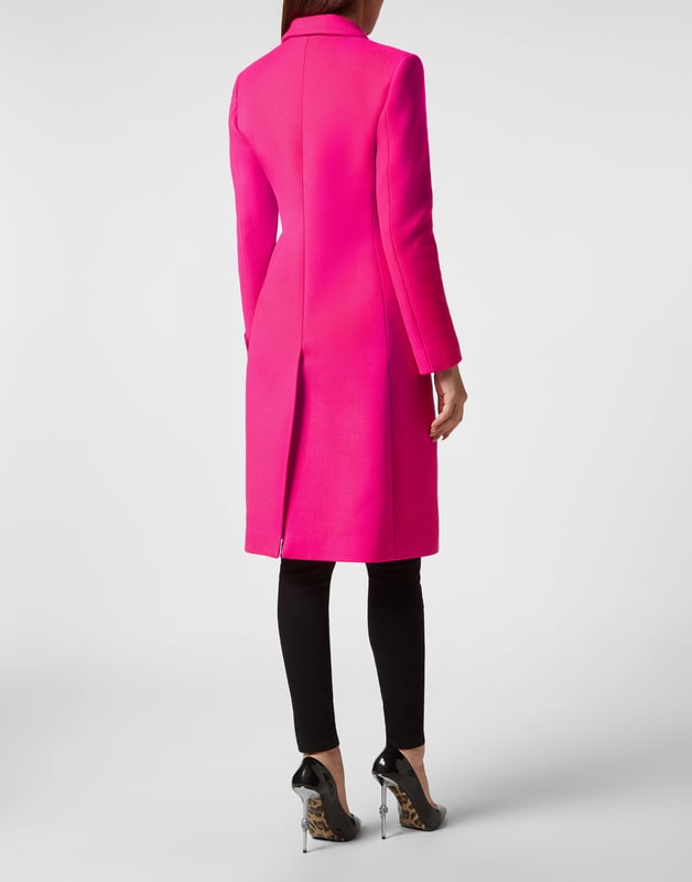 We've the designed the coat for you. Here’s the classic woven fabric overcoat in the style of Plein. See the details.   Wool fabric   Double breasted with mounted rhinestone brooches   Flap pockets   Dappled fabric lining   Figure fitting