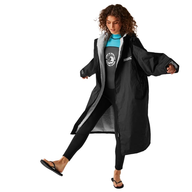 100% Polyester. Lining: Borg, Fleece. Fabric: Hydrafort 5000. Design: Back Print, Logo, Text. Fabric Technology: DWR Finish, Waterproof, Weather Resistant, Windproof. Cuff: Adjustable, Touch Fastening Tab. Neckline: Hooded. Sleeve-Type: Long-Sleeved. Taped Seams. Hood Features: Grown On Hood. Pockets: Inner, 2 Side Pockets, Zip. Fastening: Full Zip. S-M: 38 in. L-XL: 42 in.