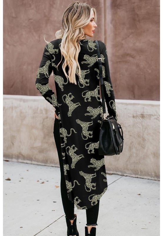 Black printed animal print design
  Ribbed knit texture
  Comfortable fit for layering
  High
  quality materials
  Versatile design for easy pairing