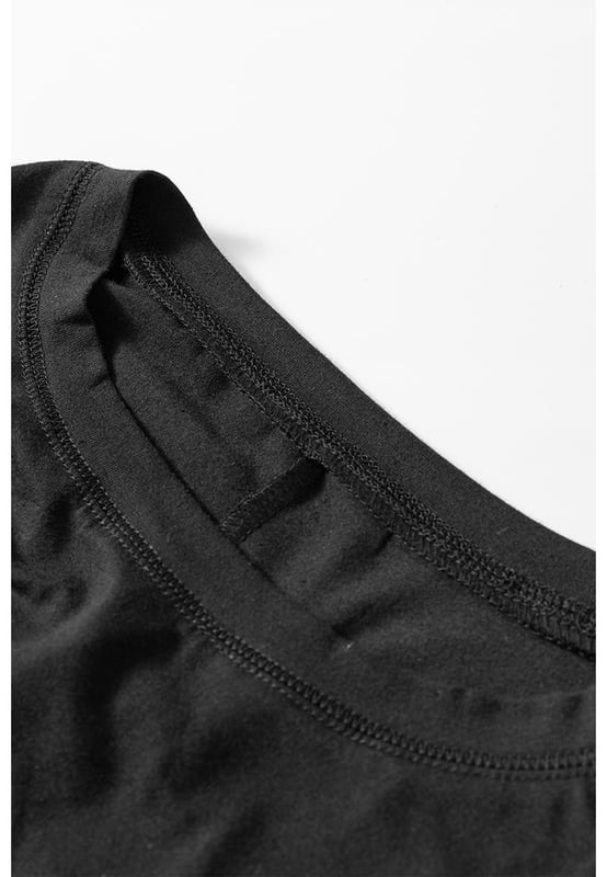Nuestros estilos están diseñados con una apariencia ajustada y moderna, siguiendo un estándar de tallas internacional. Para un mejor ajuste, sugerimos elegir una talla más de la habitual. ¡Asegúrate de consultar nuestra tabla de tallas para encontrar tu combinación perfecta!
Camiseta túnica de color negro sólido
Diseño de cuello redondo
Mangas cortas para un look casual
Cuello redondo cómodo
Longitud de túnica para una silueta favorecedora
Tejido de alta elasticidad para un ajuste ceñido y cómodo
Material: 95% algodón, 5% elastano