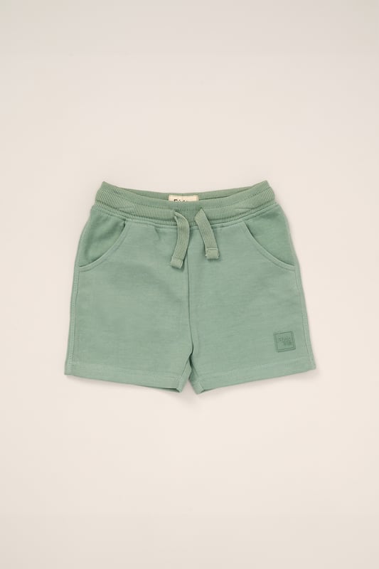 This stylish 3-piece set features a T-shirt with an applique FUDO logo, a bucket hat with a raw-edge FUDO badge  and shorts accented with a raised rubber badge. With its bold details and a perfect mix of comfort and style, this set is an ideal choice to keep your little one looking fashionable.
