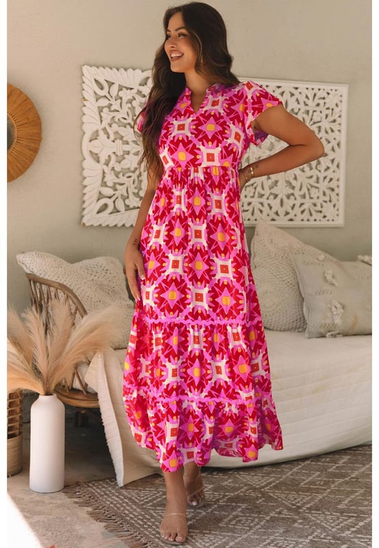 Our styles are designed with a trendy fitted look in mind following an international size standard. For the best fit we suggest choosing one size up from your usual. Be sure to check our sizing chart to find your perfect match!
  Strawberry Pink Geo Print V
  neck Maxi Dress
  Crafted from soft fabric
  Beautiful geo print
  Short sleeve design
  Perfect for warm weather
  Flattering and stylish
Material: 100% Polyester