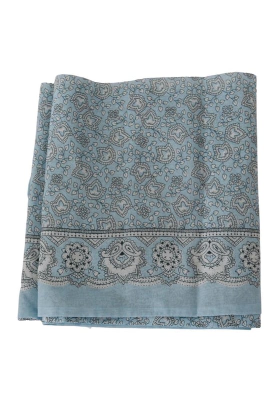 Brand: ERMANNO SCERVINO
  Gender: Men
  Color: Light Blue
  Material: Silk
  Logo details
  Made in Italy
  Size: 20 cm x 140 cm