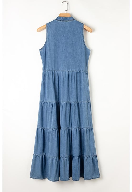 Our styles are designed with a trendy fitted look in mind following an international size standard. For the best fit we suggest choosing one size up from your usual. Be sure to check our sizing chart to find your perfect match!
  Sleeveless design with tied neck for a classic yet modern look
  Tiered design offers a flattering silhouette
  Made from breathable chambray fabric for comfort and durability
  Easy to pair with sandals or flats for a chic appearance
  Suitable for various events
Material: 95% Cotton 5% Polyester