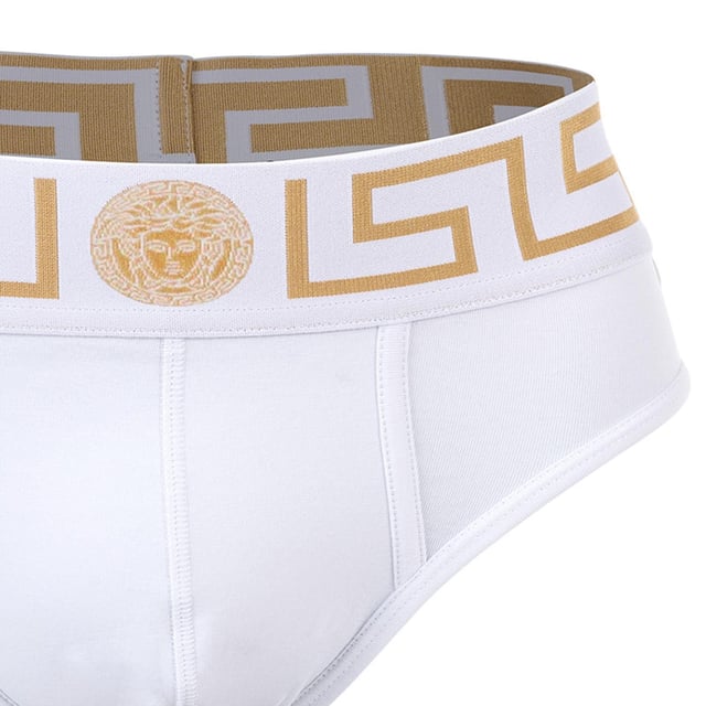 Eleganter Herren Slip der Marke VERSACE. Hochwertige einfarbige Unterhosen. Greca-Muster und Medusa-Motiv am elastischen Bund.