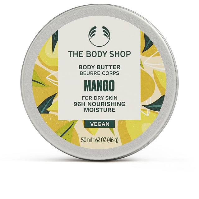 MANGO-Körperbalsam von THE BODY SHOP Sagen Sie trockener Haut Lebewohl mit dieser luxuriösen Mango-Körpercreme, die Ihre Haut bis zu 96 Stunden lang weich, glatt und genährt hält. Die spezielle Formel, angereichert mit Mangosamenöl, sorgt nicht nur für intensive Feuchtigkeit, sondern verleiht auch ein erfrischendes Mango-Duftprofil. Enthält: Mango, Sheabutter und Paranussöl. Vorteile: 96 Stunden lang anhaltende Feuchtigkeitsversorgung. Verbessert den Schutz und die Hydratation der Haut. Zartes Mangoaroma. 96 % der Inhaltsstoffe stammen aus natürlichen Quellen. Vegan-zertifiziert. Dermatologisch getestet. Verpackung in recycelbarem Aluminium und Kunststoff aus Recyclingmaterial.