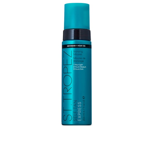 Achieve a flawless tan in just one hour with St Tropez Self Tan Express Bronzing Mousse. This lightweight mousse absorbs quickly, allowing you to customize your tan by choosing when to rinse off the tinted guide color. The fast-drying formula is easy to apply with a tanning mitt for even coverage. Enjoy a natural-looking tan that develops over 4-8 hours. Plus, it's 100% vegan, cruelty-free, and free from harmful chemicals like parabens and sulfates. Elevate your tanning routine with St Tropez for a radiant glow.