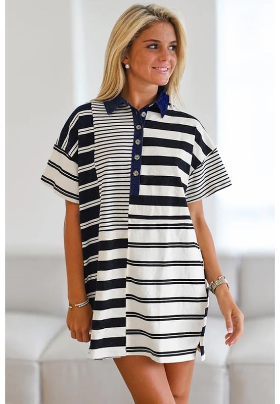 Our styles are designed with a trendy fitted look in mind following an international size standard. For the best fit we suggest choosing one size up from your usual. Be sure to check our sizing chart to find your perfect match!
  Polo neck design for an elegant and modest look
  Classic and versatile striped pattern
  Easy dressing with half placket design
  Loose fit with drop shoulder
  Side slits at hem for added comfort
Material: 95% Cotton 5% Elastane