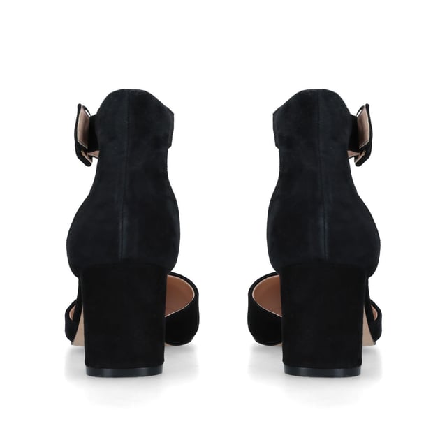 Add
a little glam to your look with the Burlington heels. The upper is sprinkled
with small gold studs and a delicately curved pointed toe. The ankle strap is
easily adjustable all sat on a chicly blocked 60mm heel.