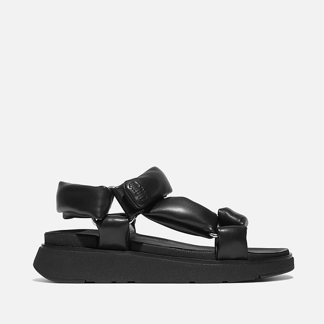 Comfortabele wandelsandalen geïnspireerd door hikers, met een premium zacht nappa leren bovenwerk, ontworpen voor ondersteuning gedurende de hele dag. Voorzien van een verstelbare klittenbandsluiting voor een veilige pasvorm en een ultra-gedempte Microwobbleboard™ middenzool voor drukverdeling en schokabsorptie. De slipvaste rubberen zool biedt betrouwbare grip op landelijke paden en lichte trails. APMA* Keurmerk van Acceptatie, voor schoeisel dat wordt bevonden goede gezondheid van de voeten te bevorderen.