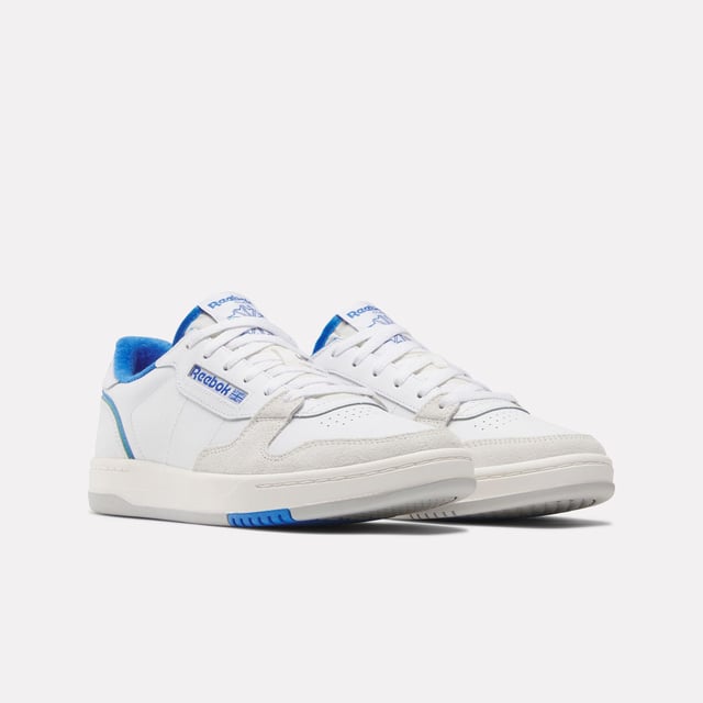 Leather upper with suede toe cap.Lace closure.EVA midsole.Textile lining.Rubber outsole.