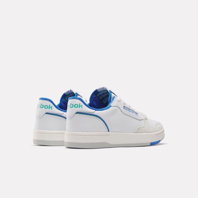 Leather upper with suede toe cap.Lace closure.EVA midsole.Textile lining.Rubber outsole.